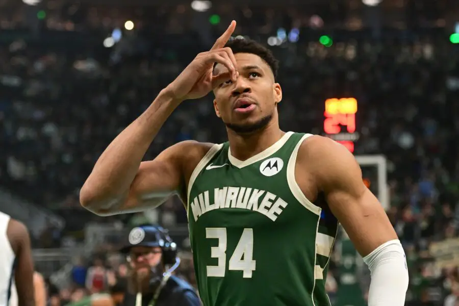 Milwaukee Bucks Giannis Antetokounmpo Trade Rumors Draws Crucial